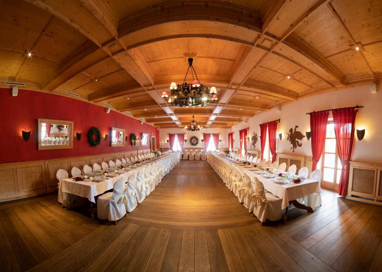 Hotel Zamek Bobolice Niegowa Esterno foto